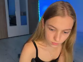 jucielussie's Live Sex Cam Show