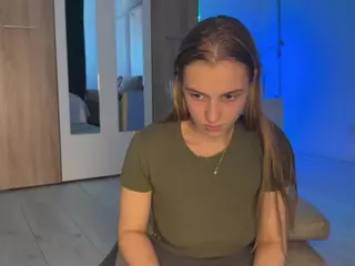 jucielussie's Live Sex Cam Show