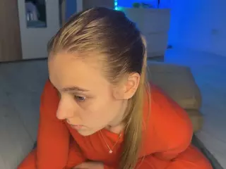 jucielussie's Live Sex Cam Show