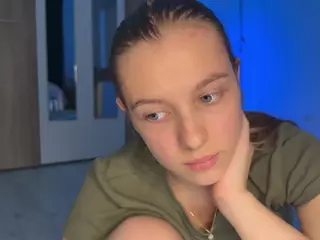 jucielussie's Live Sex Cam Show