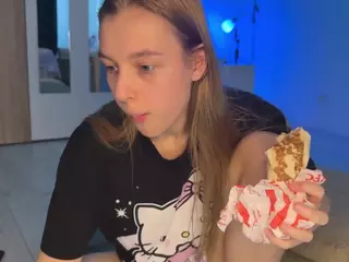 jucielussie's Live Sex Cam Show