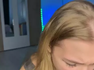 jucielussie's Live Sex Cam Show