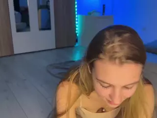 jucielussie's Live Sex Cam Show