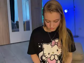 jucielussie's Live Sex Cam Show