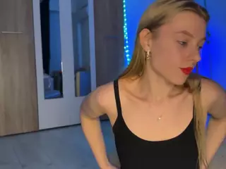 jucielussie's Live Sex Cam Show