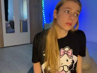 jucielussie's Live Sex Cam Show