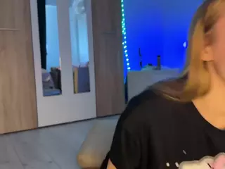 jucielussie's Live Sex Cam Show
