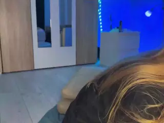 jucielussie's Live Sex Cam Show