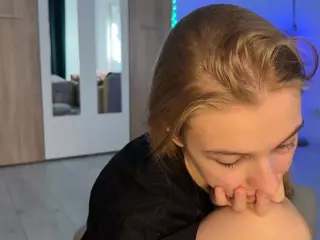 jucielussie's Live Sex Cam Show