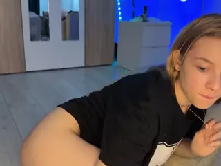 jucielussie's Live Sex Cam Show