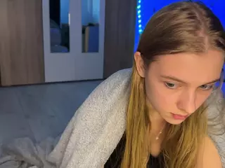 jucielussie's Live Sex Cam Show