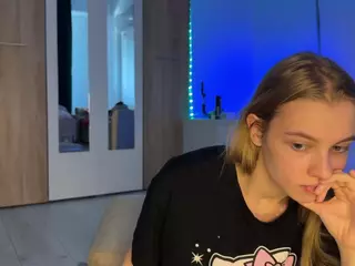 jucielussie's Live Sex Cam Show