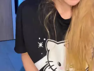 jucielussie's Live Sex Cam Show