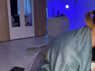 jucielussie's Live Sex Cam Show