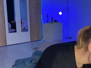 jucielussie's Live Sex Cam Show