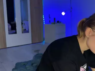 jucielussie's Live Sex Cam Show