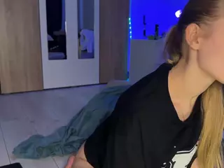 jucielussie's Live Sex Cam Show