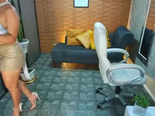 catta-james's Live Sex Cam Show