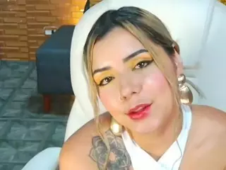 catta-james's Live Sex Cam Show