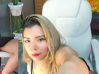 catta-james's Live Sex Cam Show