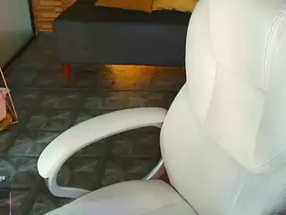 catta-james's Live Sex Cam Show