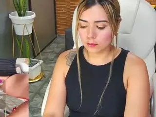catta-james's Live Sex Cam Show