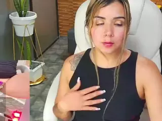 catta-james's Live Sex Cam Show