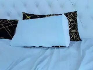 karlota-45's Live Sex Cam Show