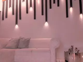 Sophie Barnet's Live Sex Cam Show