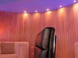 Sophie Barnet's Live Sex Cam Show