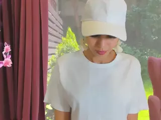 sarabecker's Live Sex Cam Show