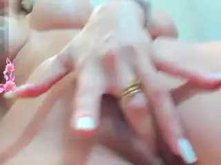 sarabecker's Live Sex Cam Show