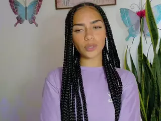 CassandraAndrews's Live Sex Cam Show