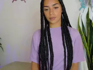CassandraAndrews's Live Sex Cam Show