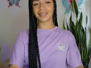 CassandraAndrews's Live Sex Cam Show