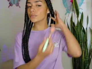 CassandraAndrews's Live Sex Cam Show