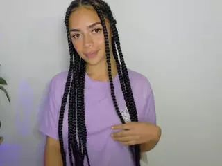 CassandraAndrews's Live Sex Cam Show