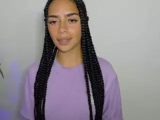 CassandraAndrews's Live Sex Cam Show