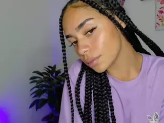 CassandraAndrews's Live Sex Cam Show