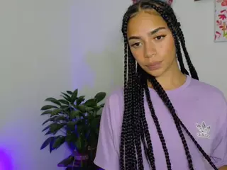 CassandraAndrews's Live Sex Cam Show