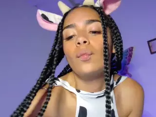 CassandraAndrews's Live Sex Cam Show