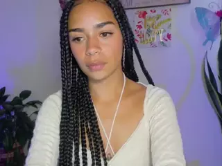 CassandraAndrews's Live Sex Cam Show