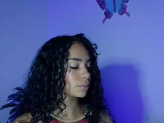 CassandraAndrews's Live Sex Cam Show