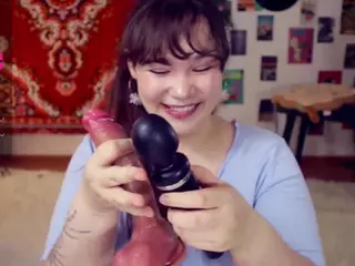 CherryLadyExpansionist's Live Sex Cam Show