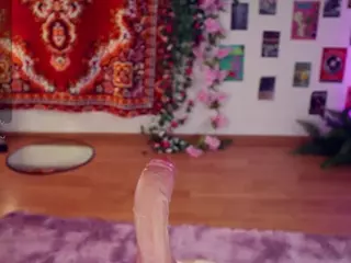 CherryLadyExpansionist's Live Sex Cam Show