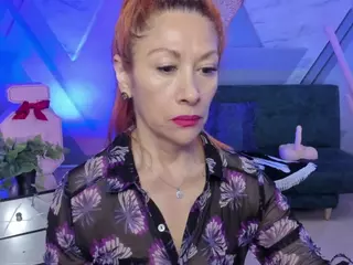 Cintia MILF's Live Sex Cam Show