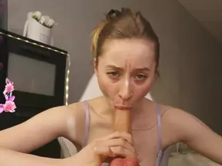 Adabluntaa's Live Sex Cam Show