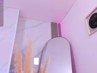 Chlooee's Live Sex Cam Show