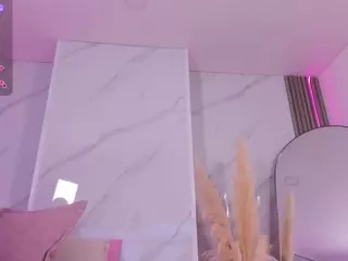 Chlooee's Live Sex Cam Show