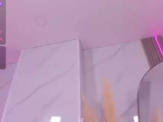 Chlooee's Live Sex Cam Show